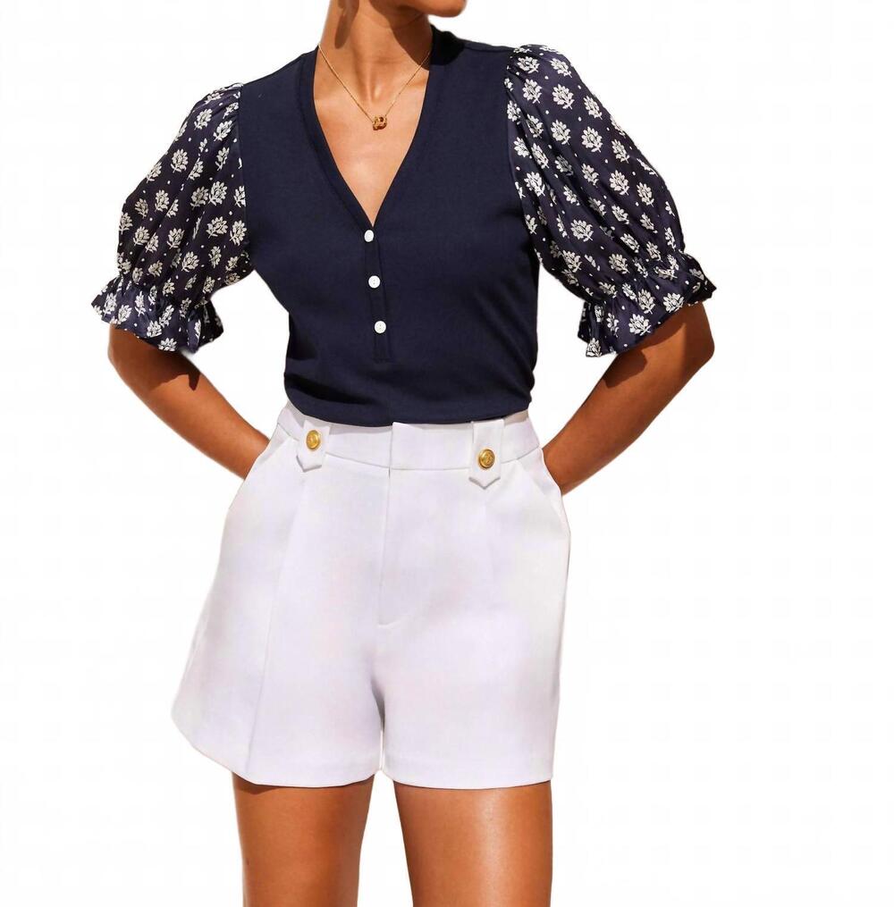 NEW FIFTEEN TWENTY women's cassidy pleated shorts in off white